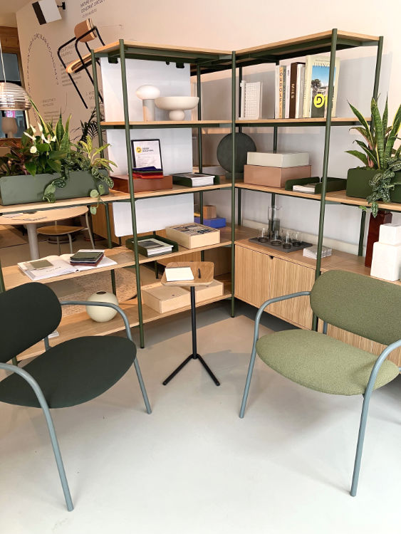 cdw25 modus plc chairs and climb storage