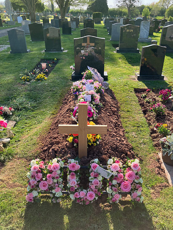 mums funeral